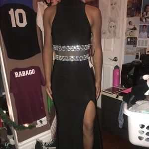 Black long prom dress